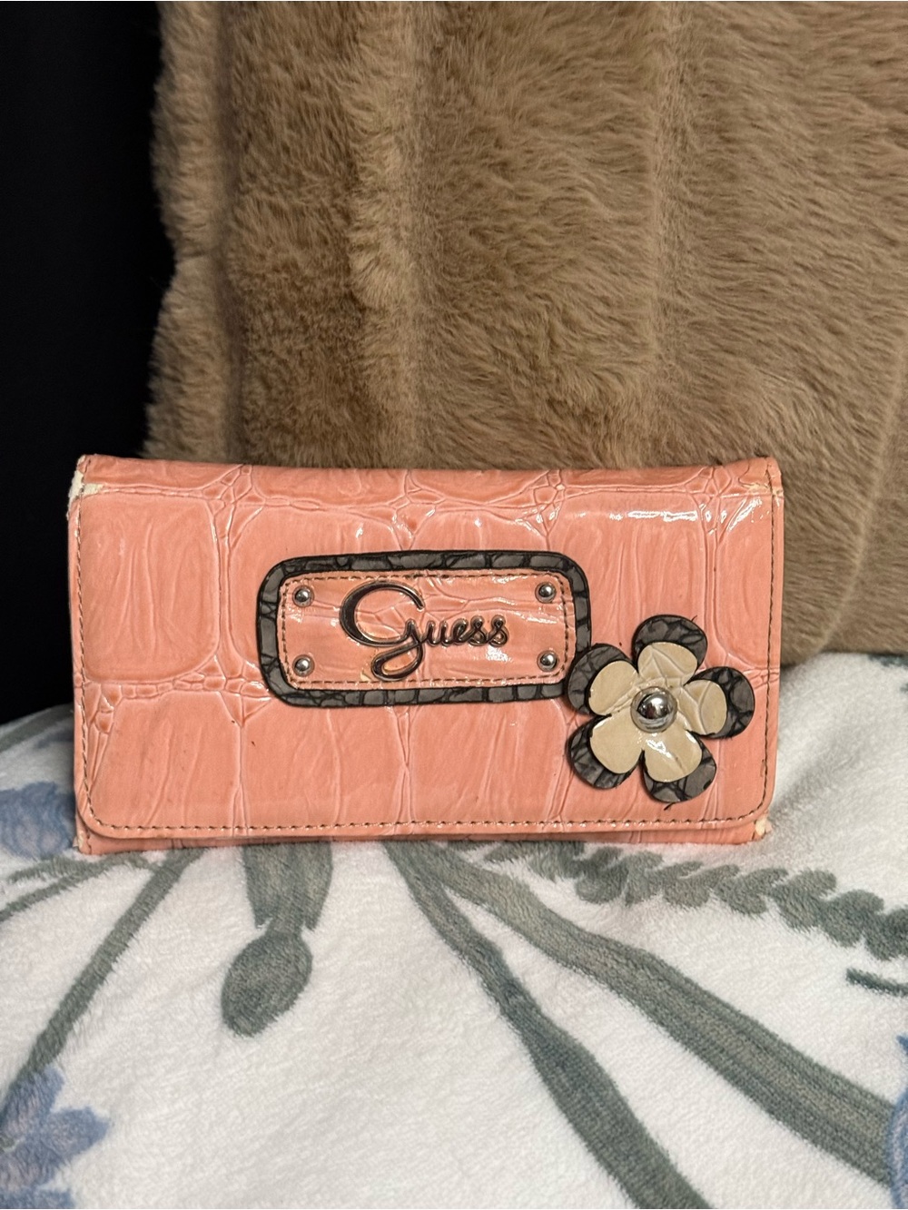 VNTG GUESS Coral Pink Croc-Embossed Wallet with Floral Accent